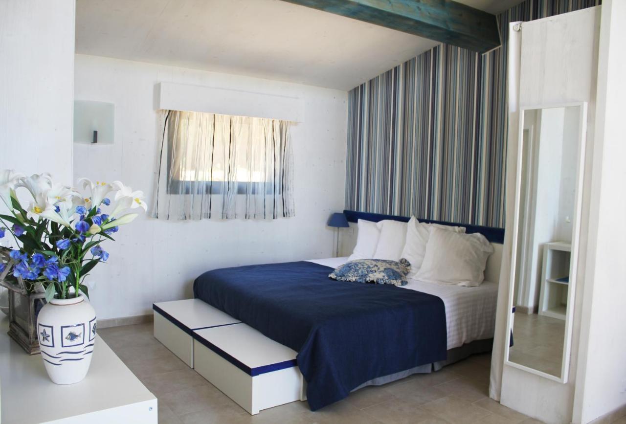 Maison D'Hotes Bleu Azur ตูร์เรสส์-ซัวร์-ลูป ภายนอก รูปภาพ