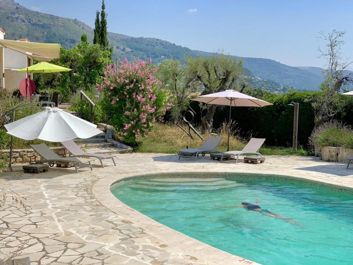 Maison D'Hotes Bleu Azur ตูร์เรสส์-ซัวร์-ลูป ภายนอก รูปภาพ